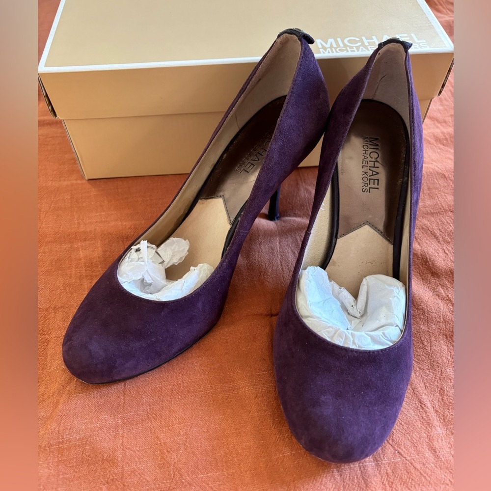 Purple suede Michael Kors round toe heels.
